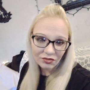 Meet your Posher, Paige